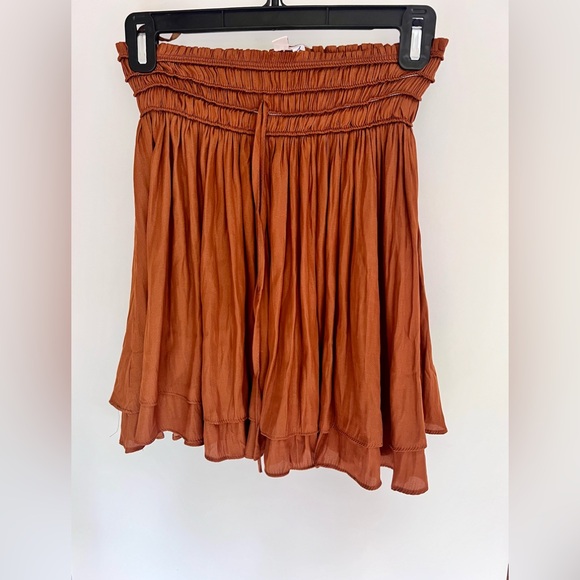 BROWN SATIN SKIRT - Picture 1 of 2